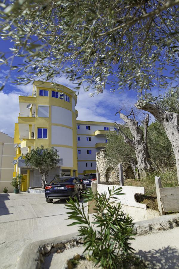 Apartman Olive Apartment Ulcinj Exterior photo